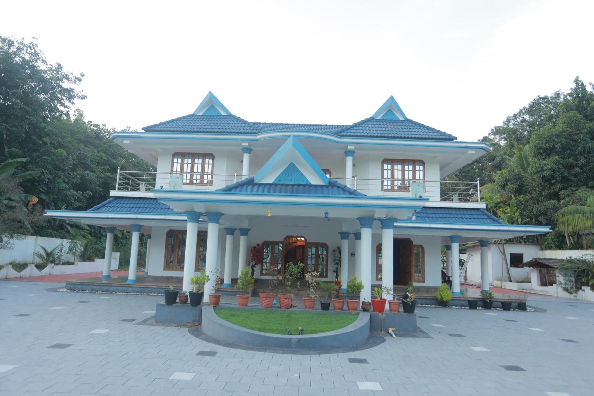 Gilead Holliday Hotel Tamarakulam Exterior photo